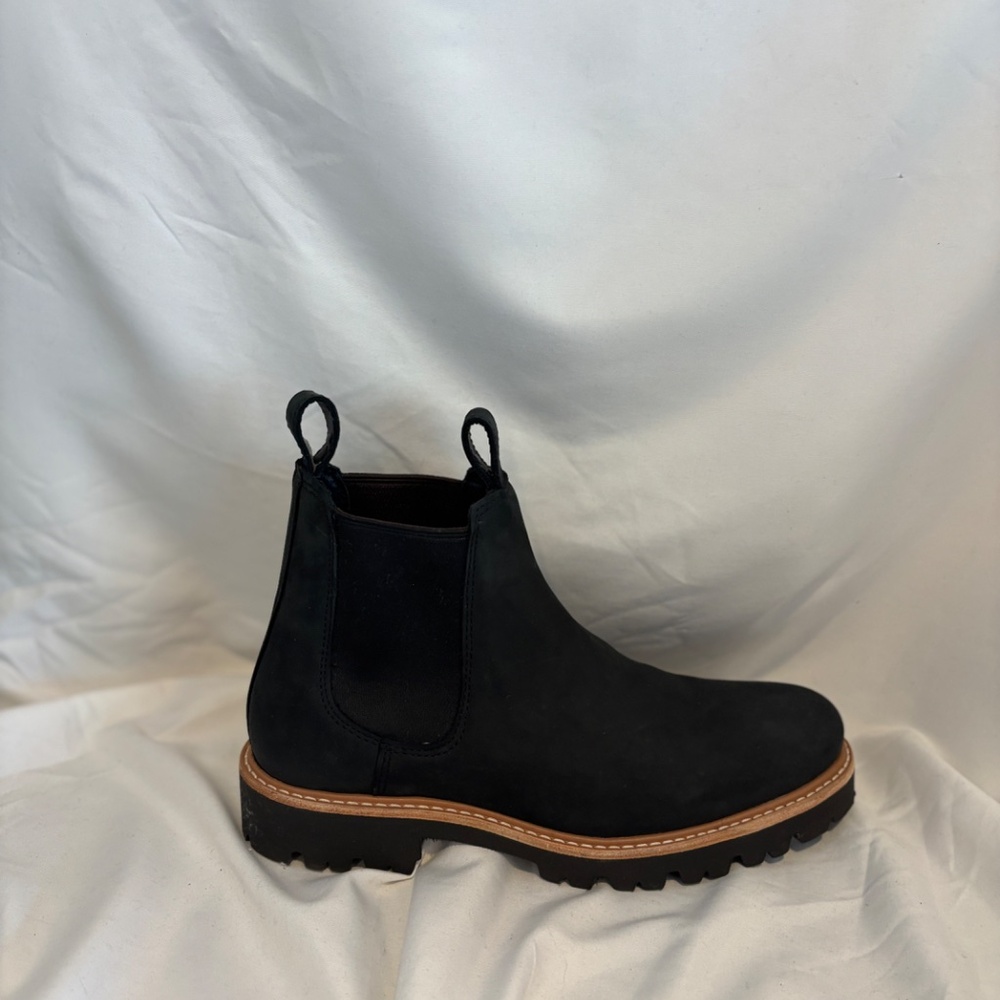 Nisolo Go-To Lug Chelsea Boot, Black, Size 8.5, NEW IN BOX - Picture 3 of 8